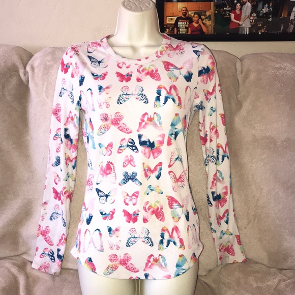 No Boundaries M (7-9) long sleeved top with multi colored butterflies 🦋 - Picture 1 of 5